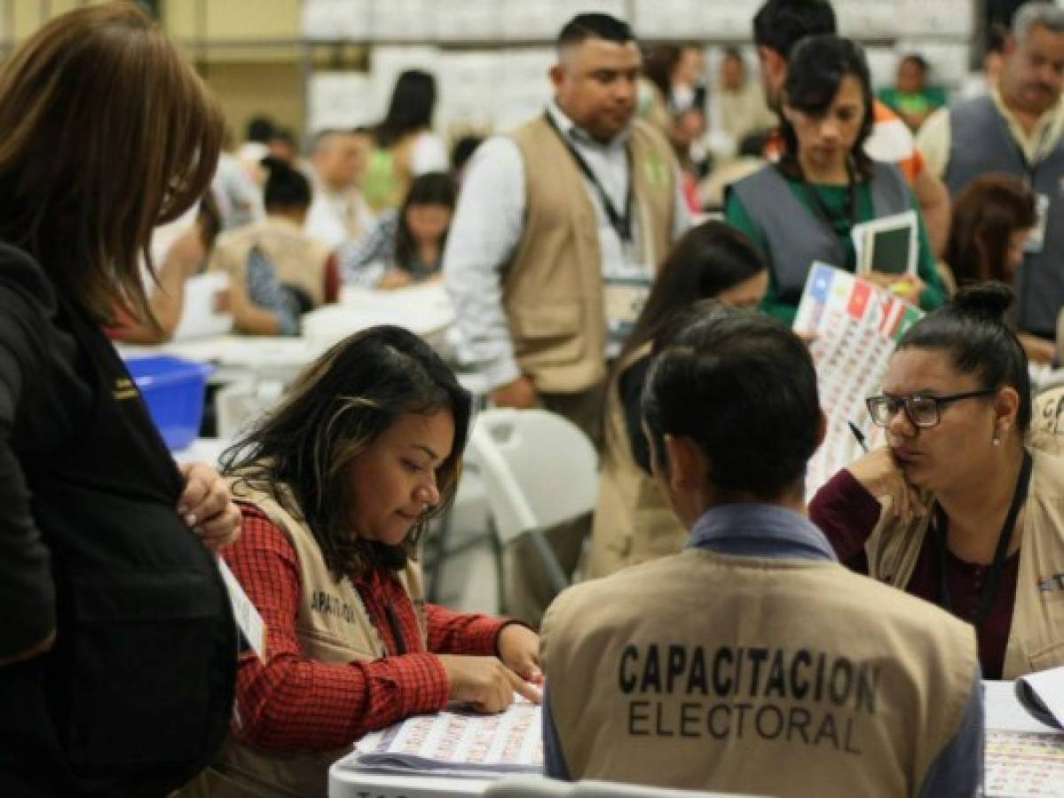 Comienza el conteo de las 4,753 mesas electorales cuestionadas