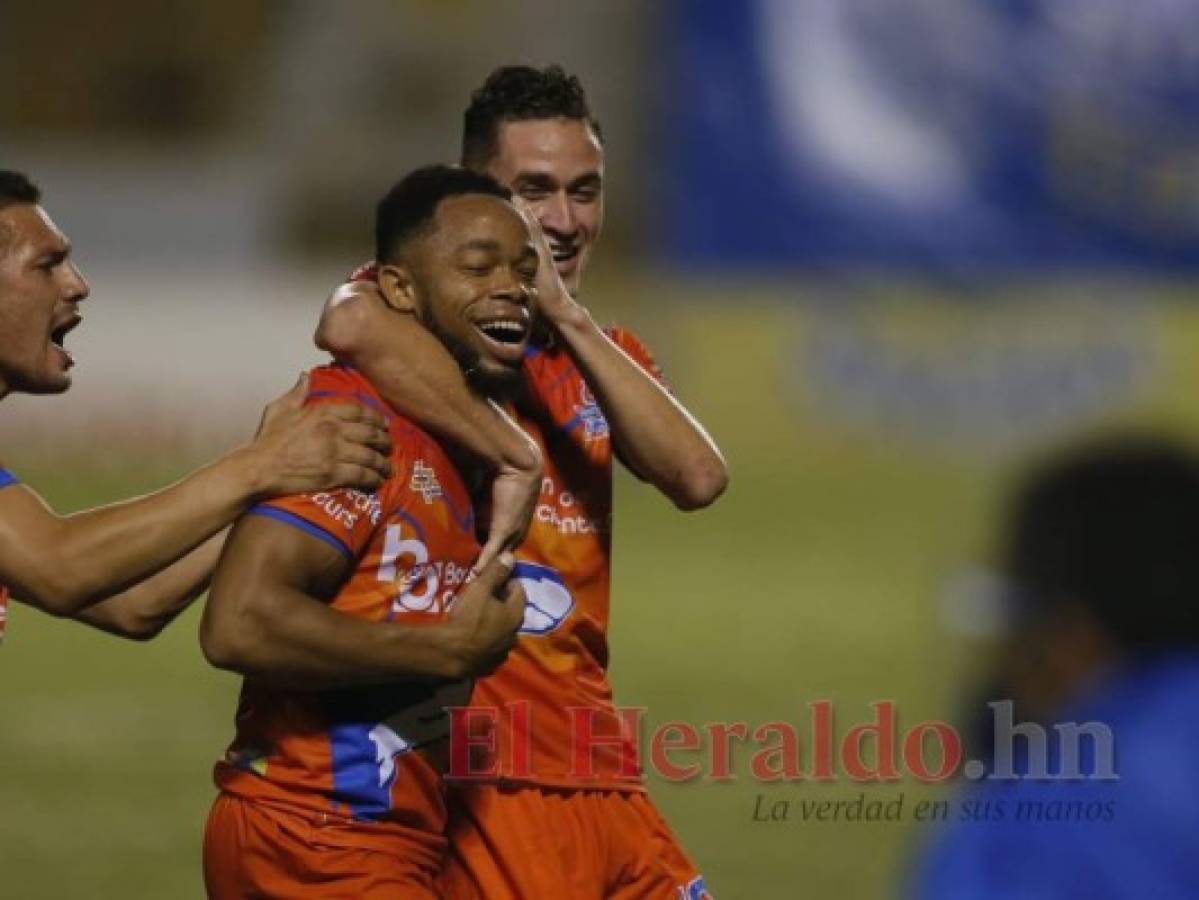 Lobos rescata el empate frente al Real de Minas