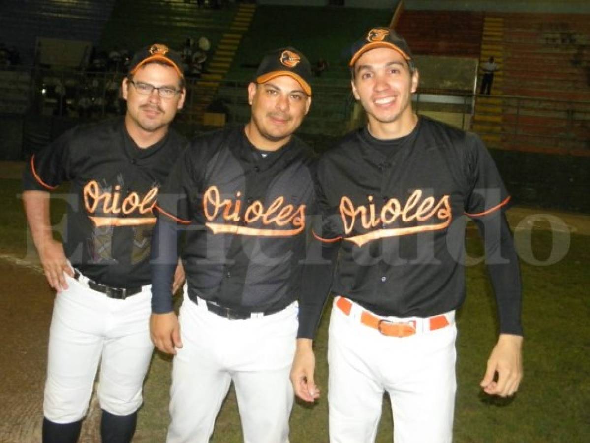 Orioles estrena el campeonato capitalino con paliza 14-1 sobre Bravos en el Chochi Sosa