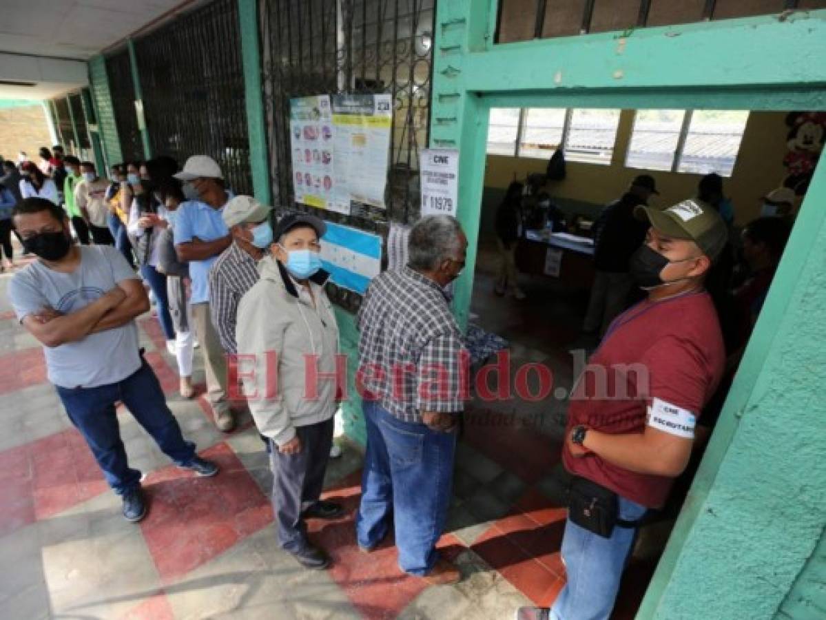 Una verdadera fiesta democrática se vive en Valle de Ángeles