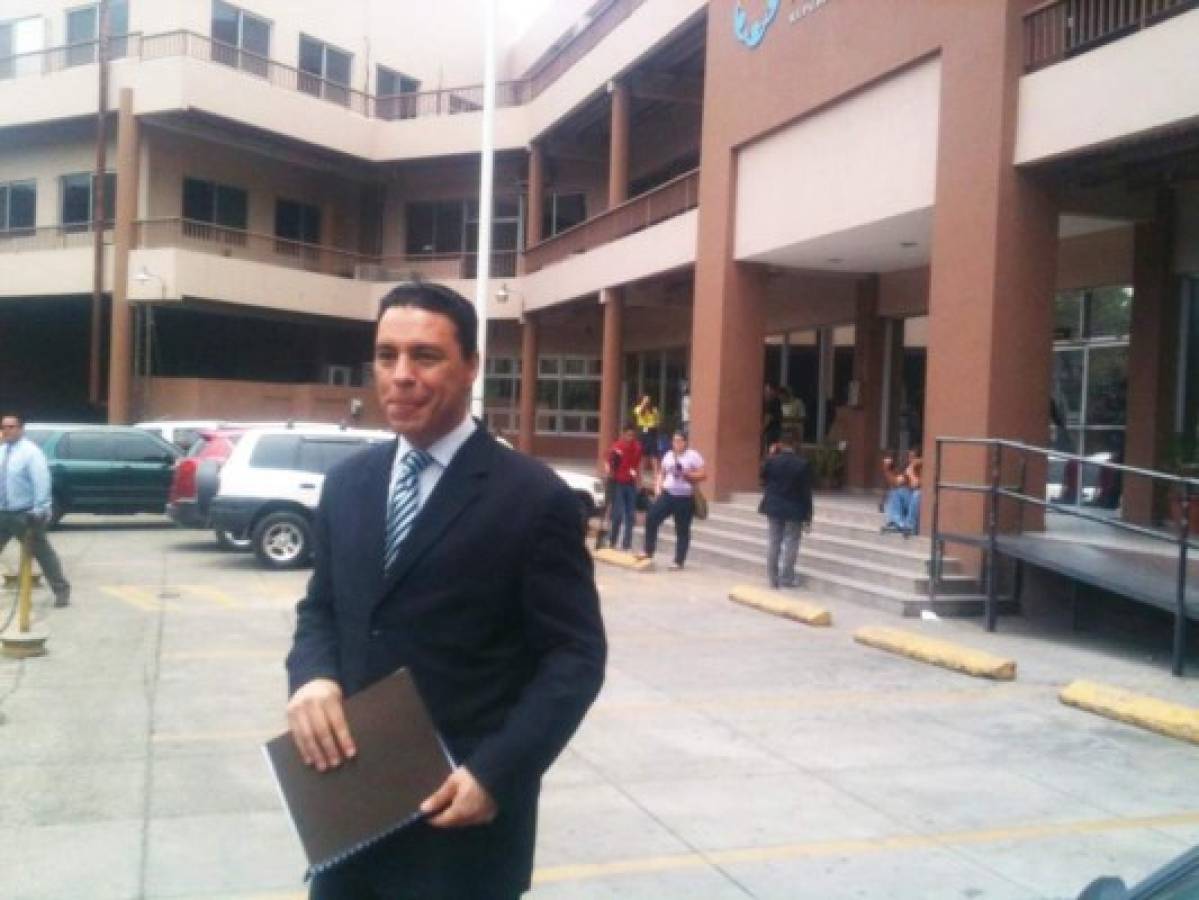 Honduras: Empleado recibió cheques millonarios de Sumimed