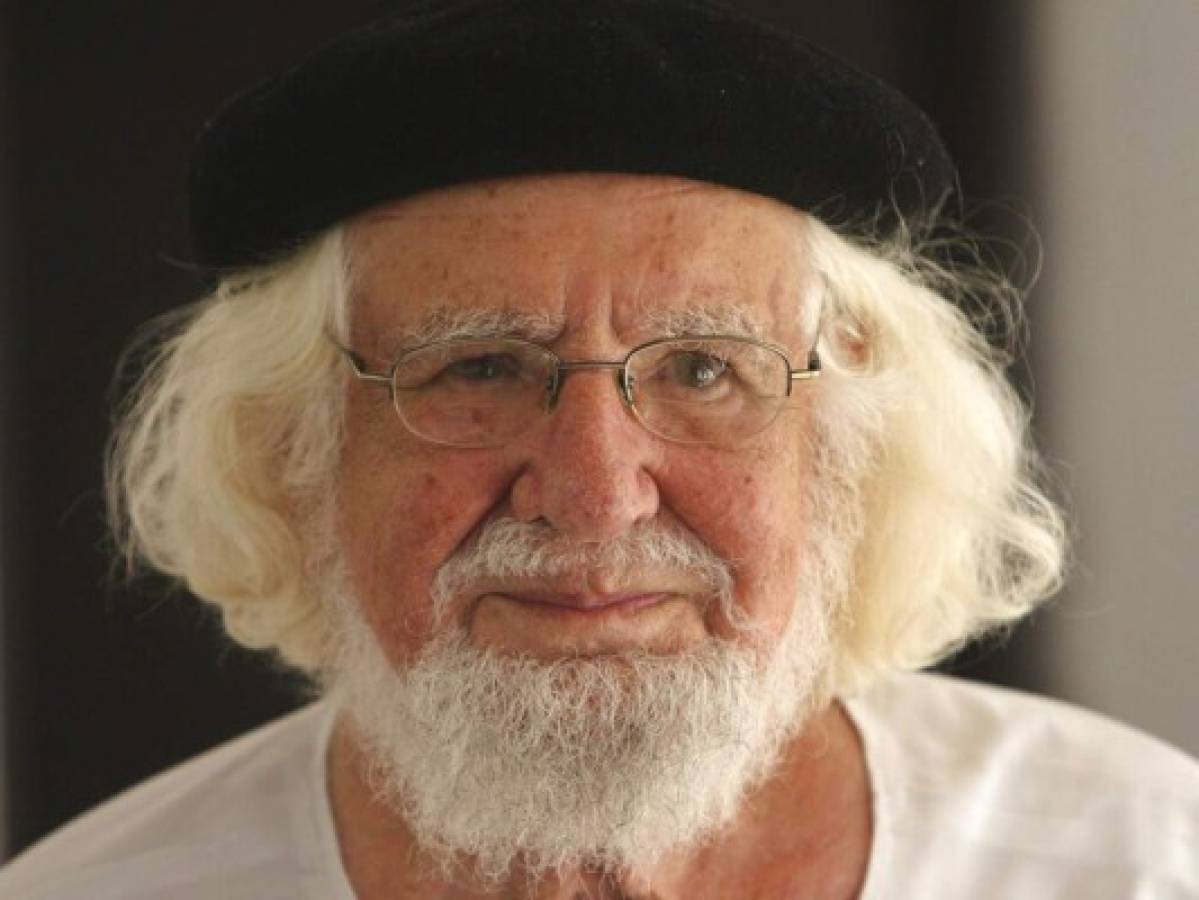 Fallece el poeta y sacerdote nicaragüense Ernesto Cardenal 