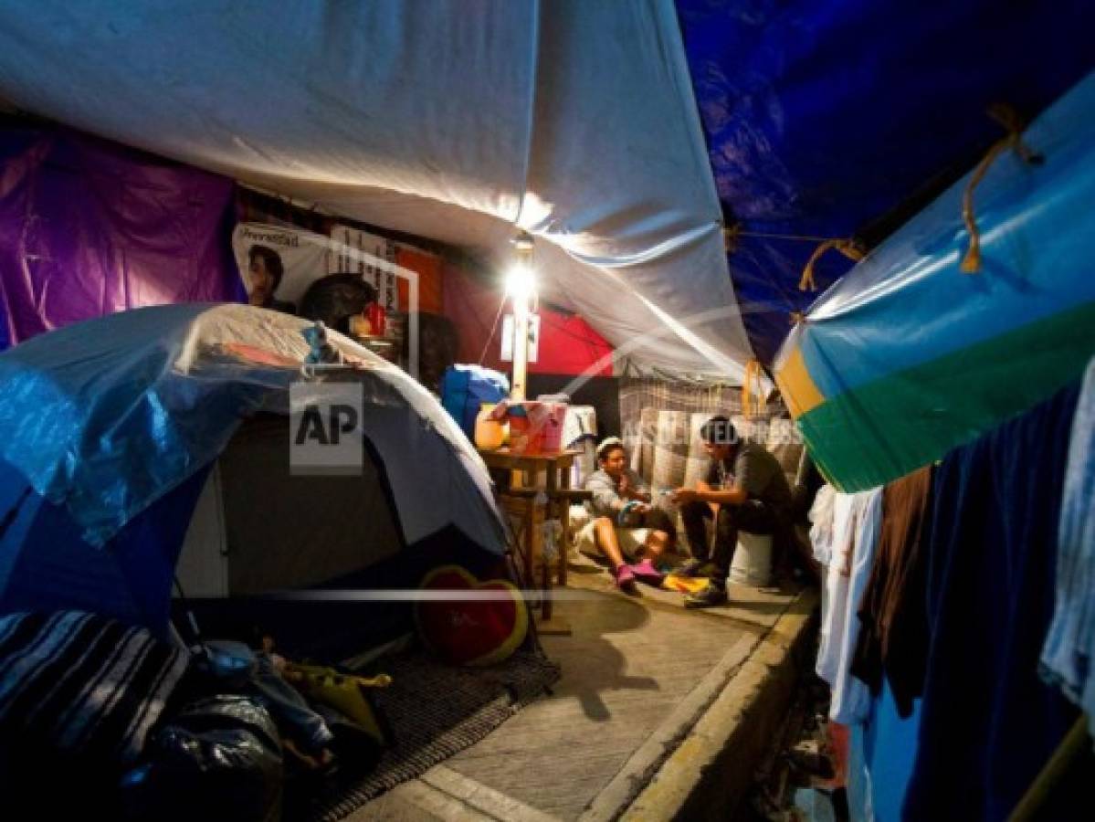 Miles de damnificados siguen en las calles a seis meses del terremoto en México