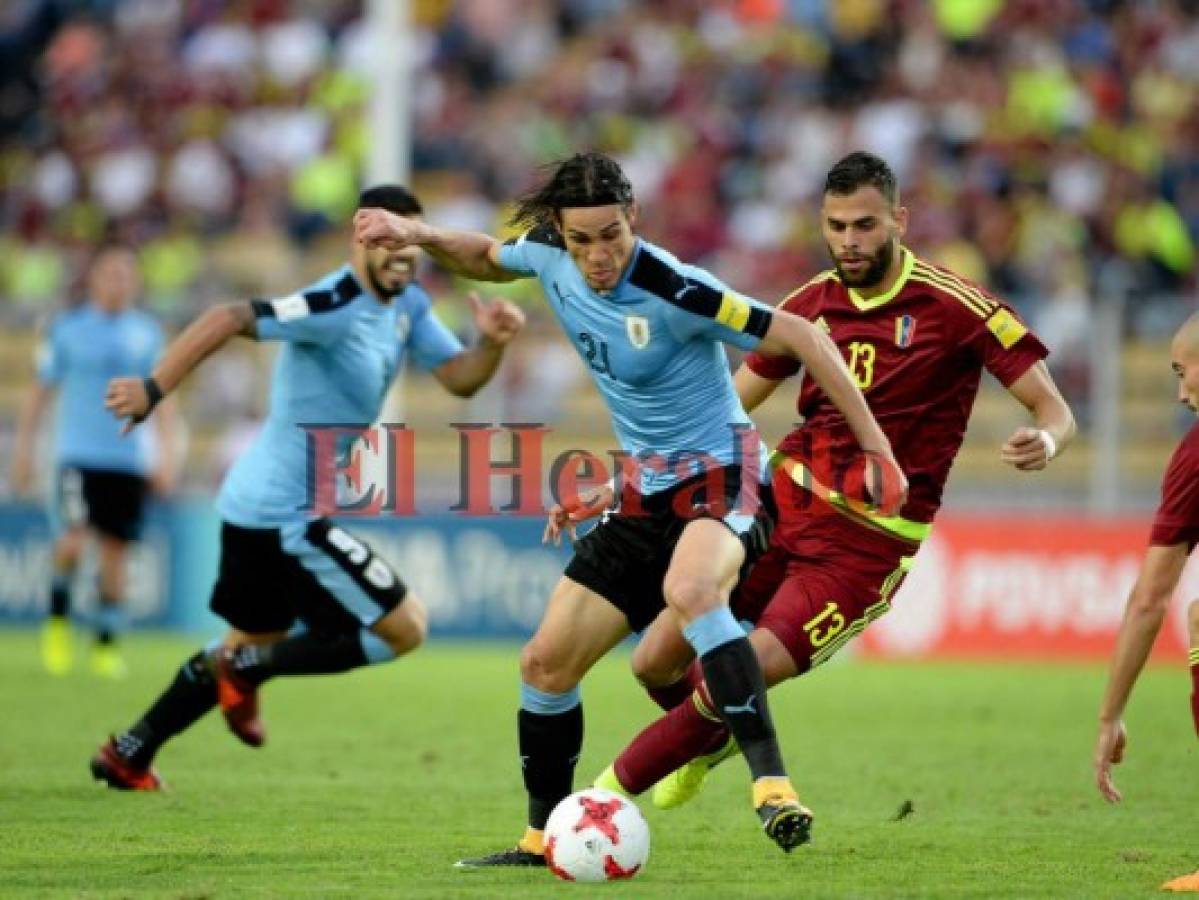 Uruguay acaricia el Mundial de Rusia-2018 con empate 0-0 ante Venezuela