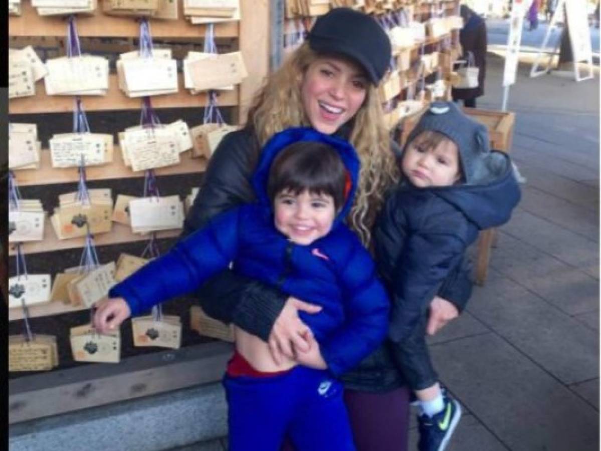 La primera foto del hijo de Shakira fuera del hospital