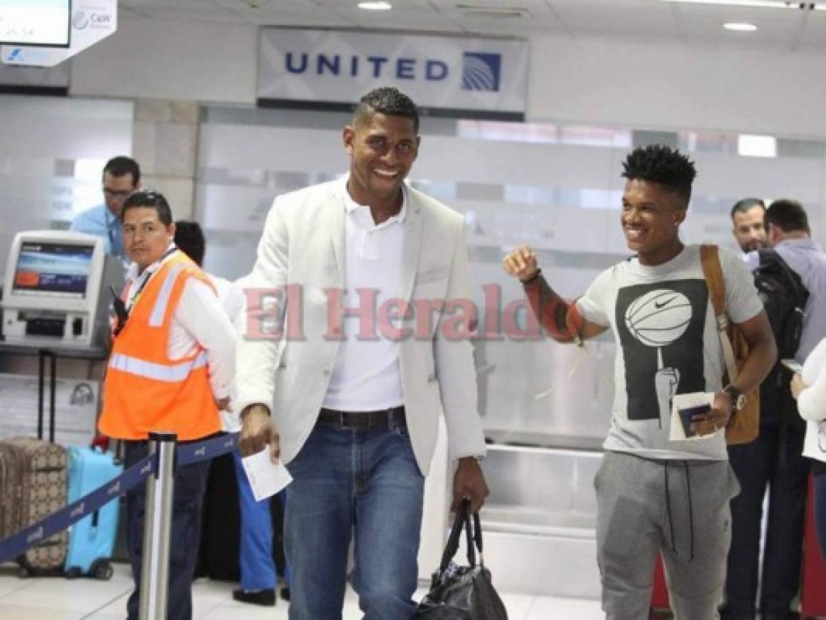 Carlo Costly realiza viaje express a Houston  