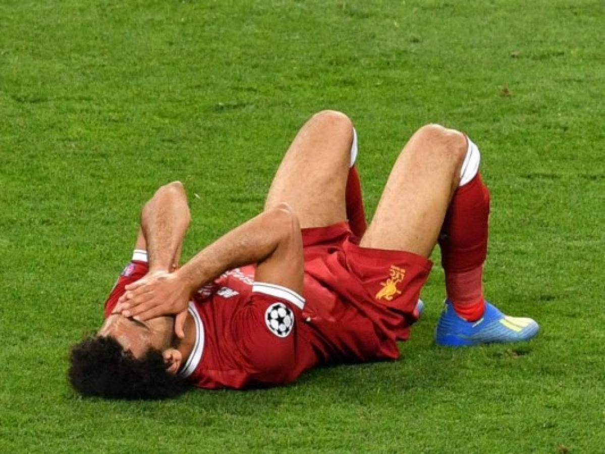 Mohamed Salah podría perderse el Mundial de Rusia por lesión en el hombro