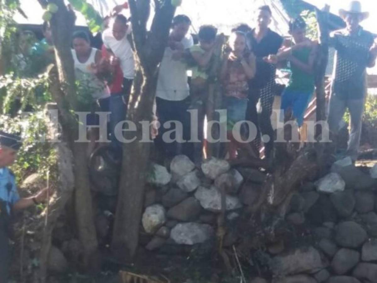 Encuentran muertos a dos hombres en quebrada de una aldea de Choluteca