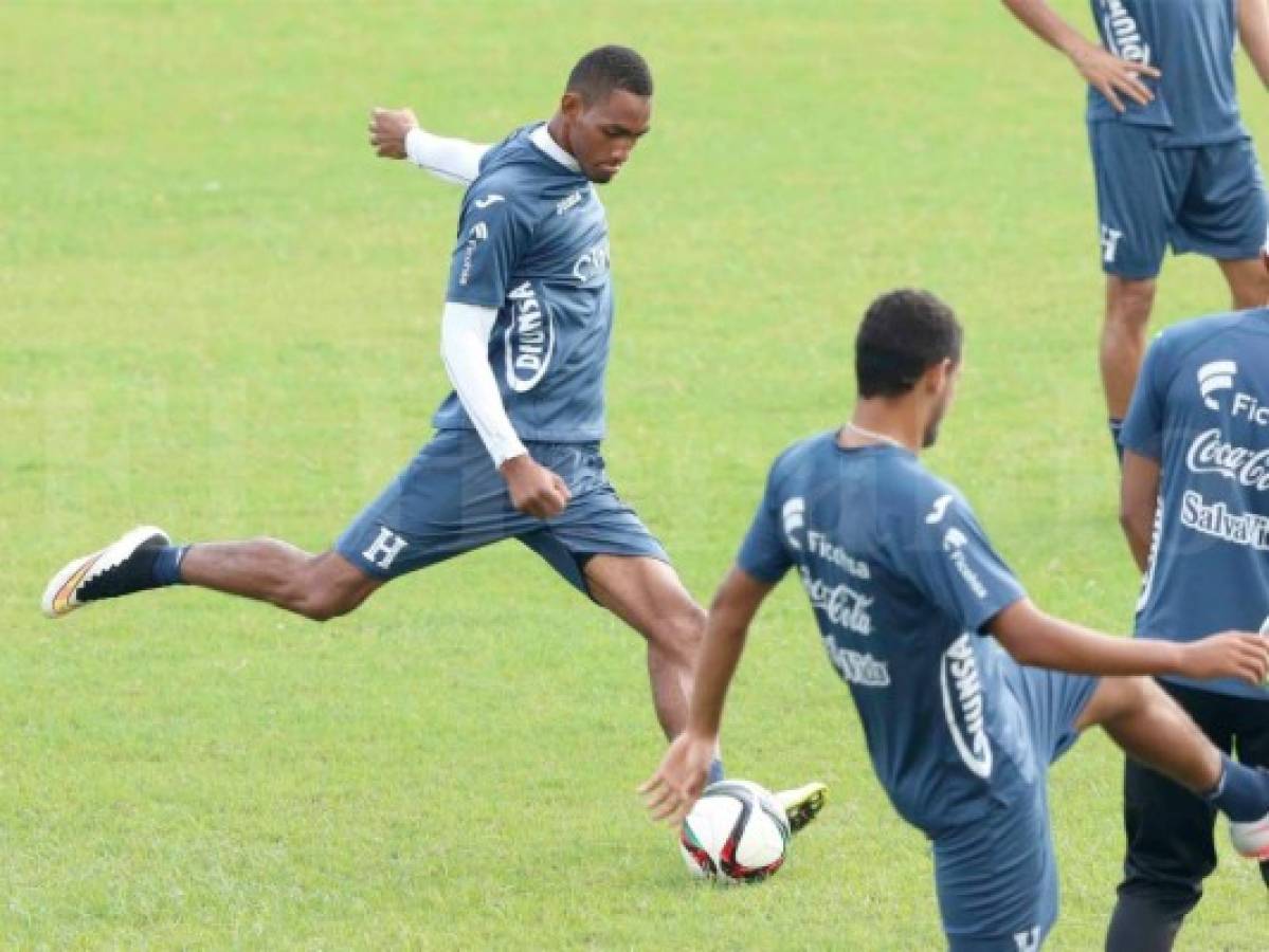 Último entreno de la H antes del partido ante México en San Pedro Sula