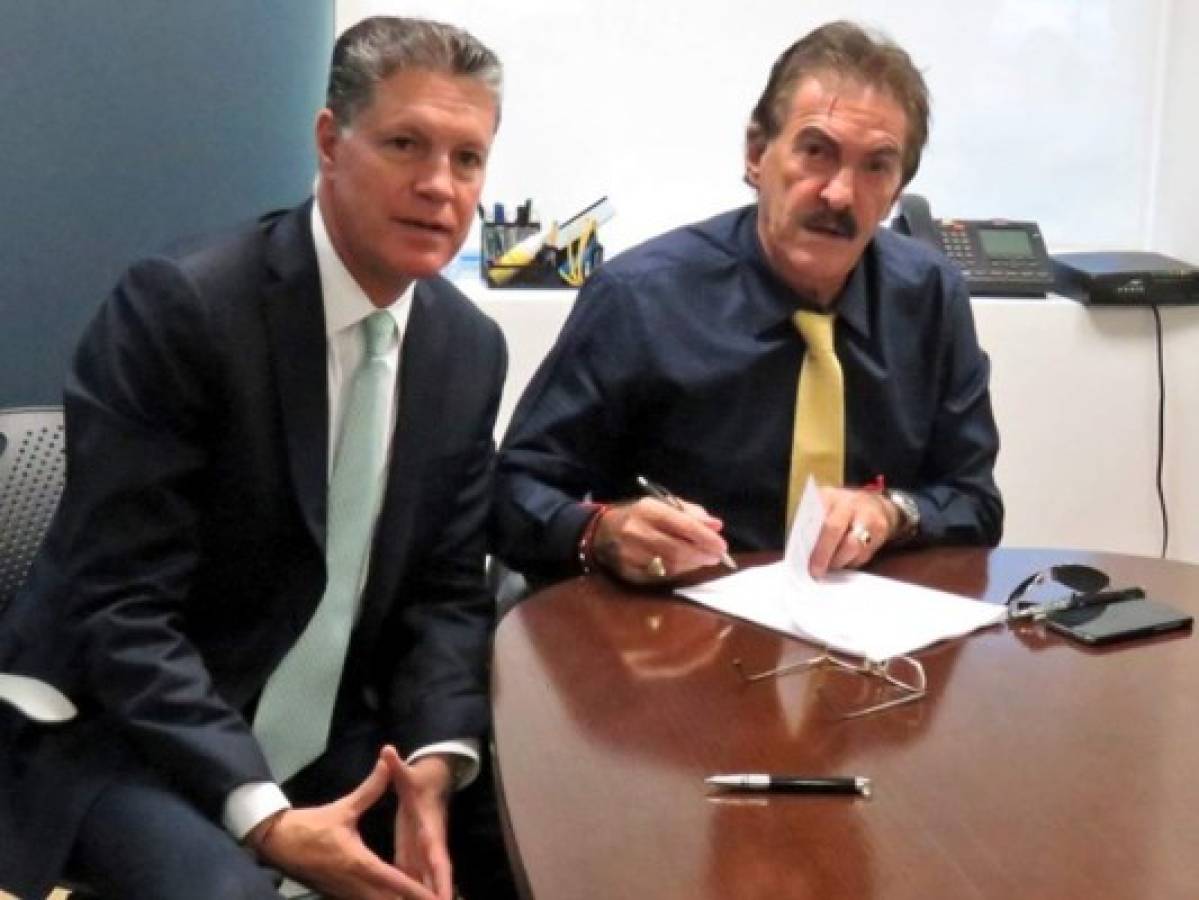 Ricardo Antonio La Volpe es el nuevo técnico del América