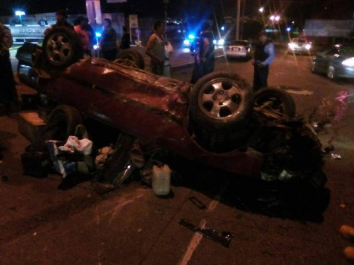 Varios heridos en trágico accidente vehicular en El Carrizal