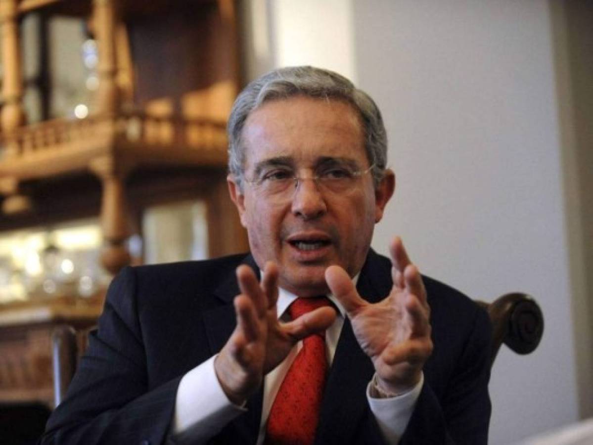 Colombia: Fiscal pide cerrar caso contra expresidente Álvaro Uribe Vélez