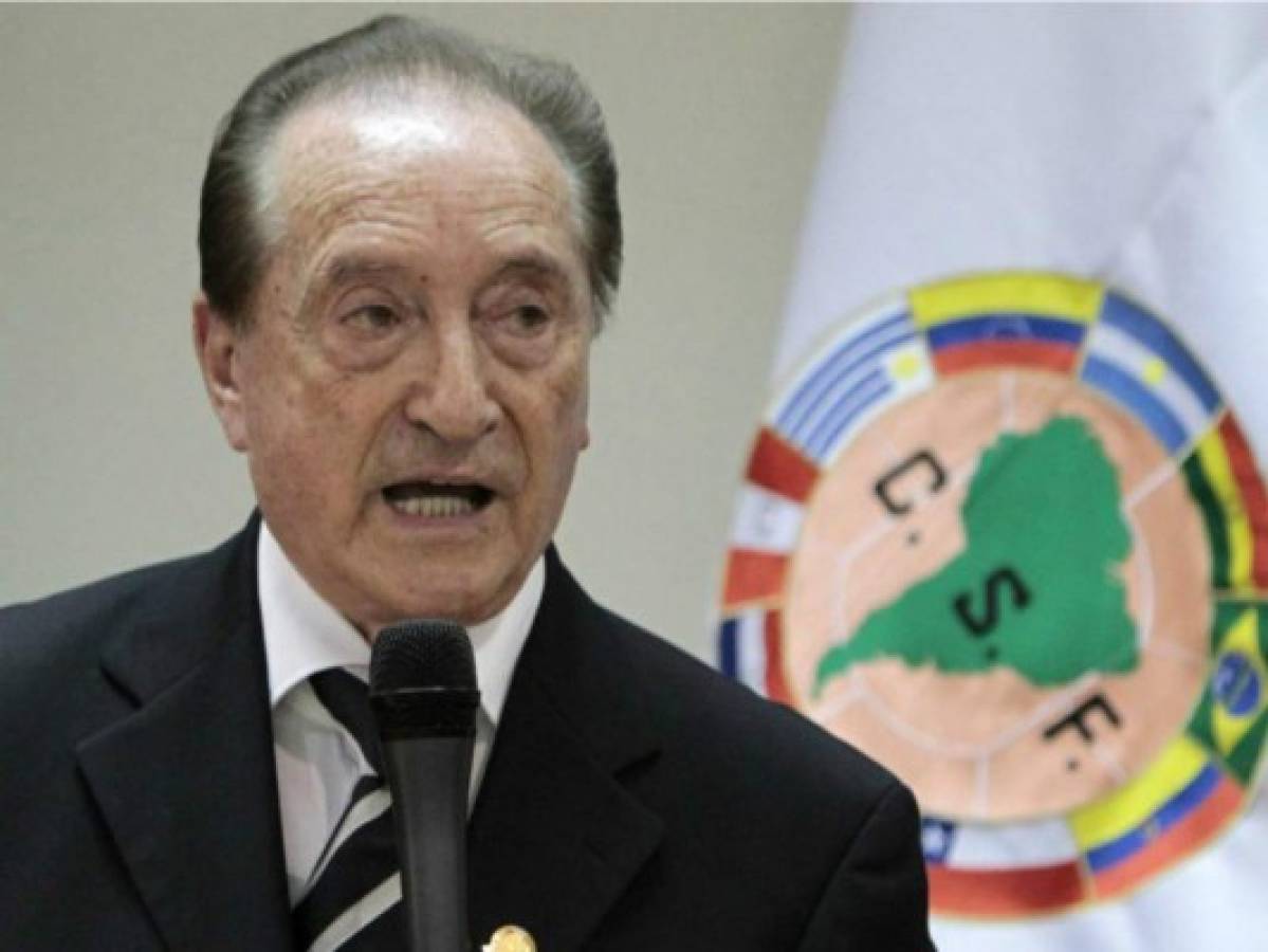 Llega expresidene de la Conmebol Eugenio Figueredo para ser enjuiciado en Uruguay