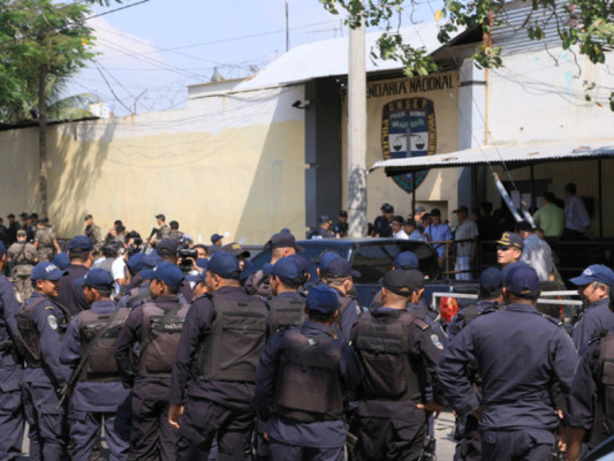 Terror en el centro penal de San Pedro Sula: 13 reos muertos