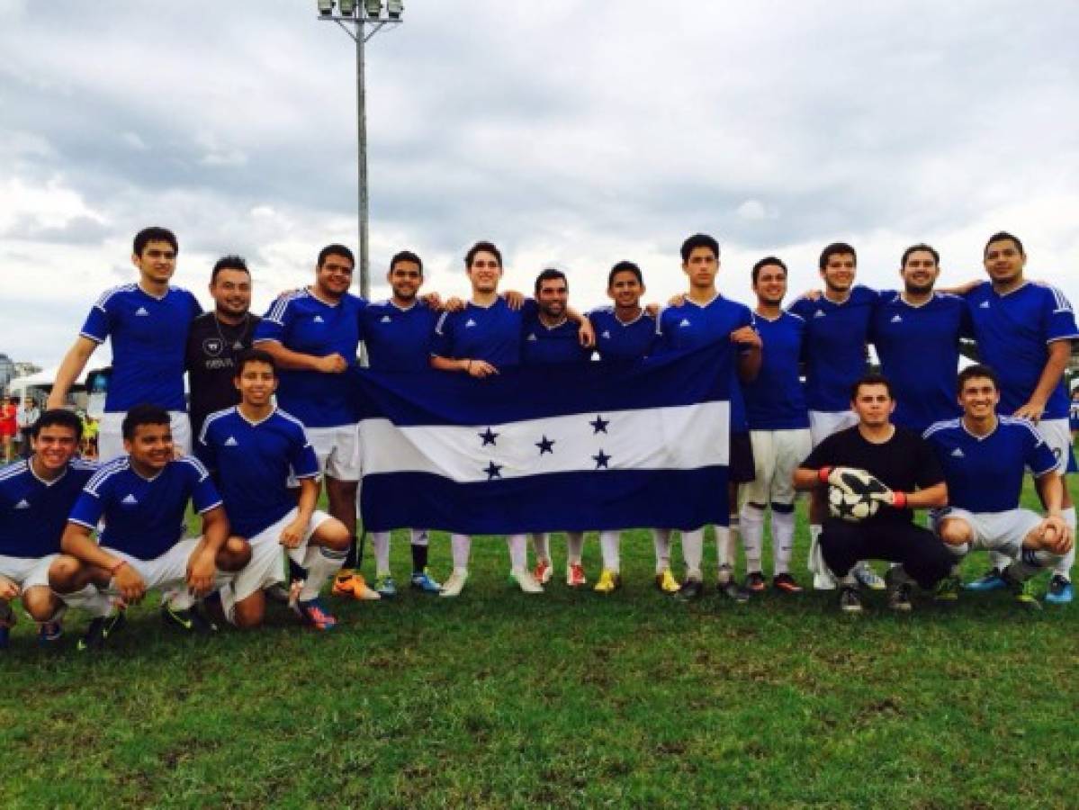 Catracho promueve el fútbol en Taiwán