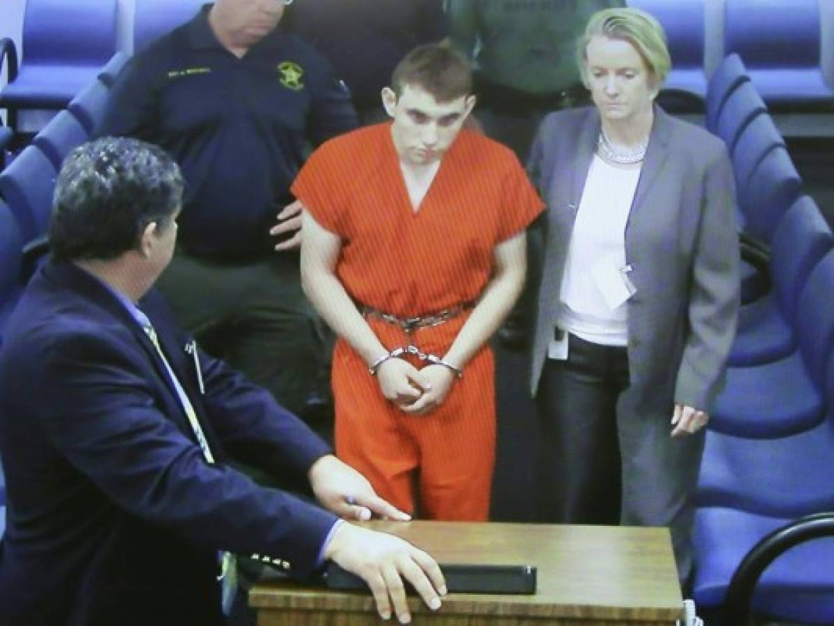 Nikolas Cruz, acusado del tiroteo en escuela de Florida, comparece ante la corte