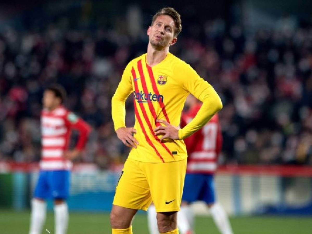 Barcelona empata 1-1 en Granada y sigue fuera de zona Champions