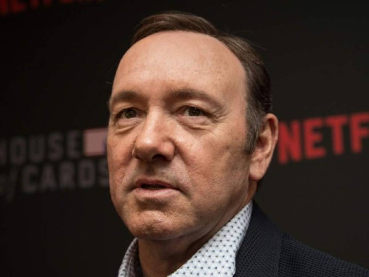 Kevin Spacey queda en libertad bajo fianza tras ser inculpado de abuso sexual de un adolescente