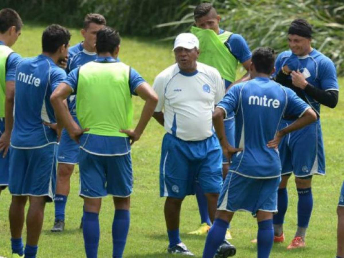 El Salvador vuelve a perder en los amistosos previo a la eliminatoria ante Honduras