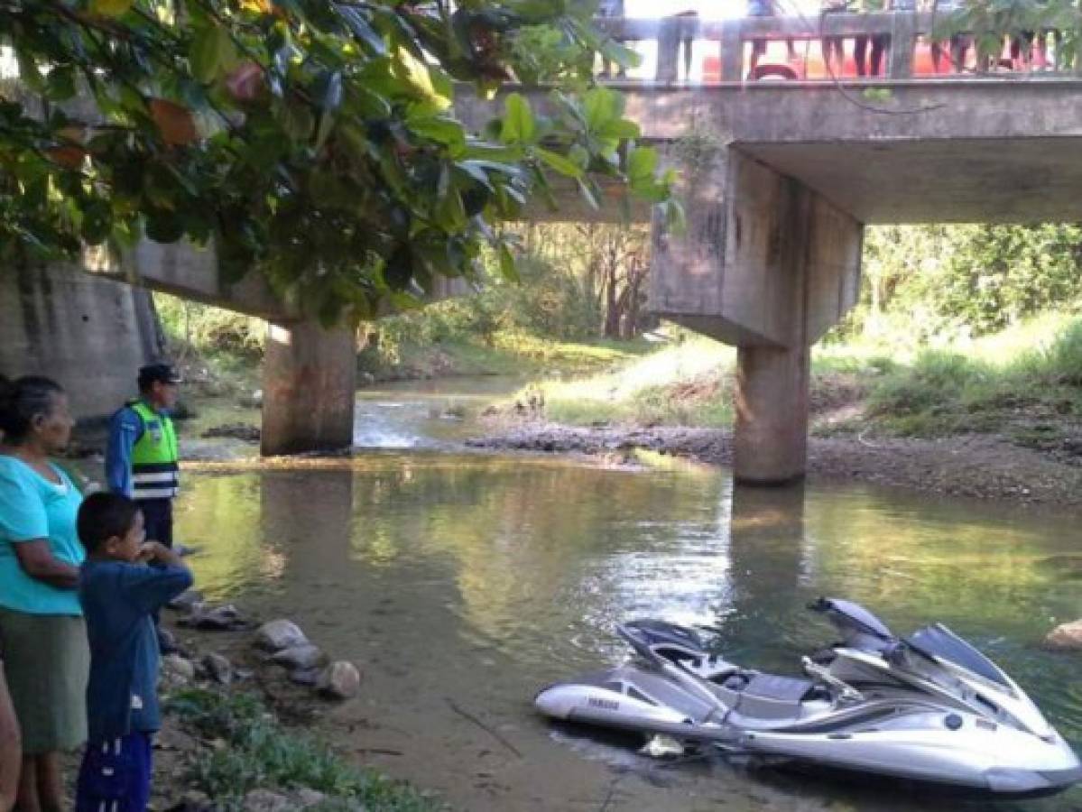 Niño en La Ceiba muere tras caerle una moto acuática