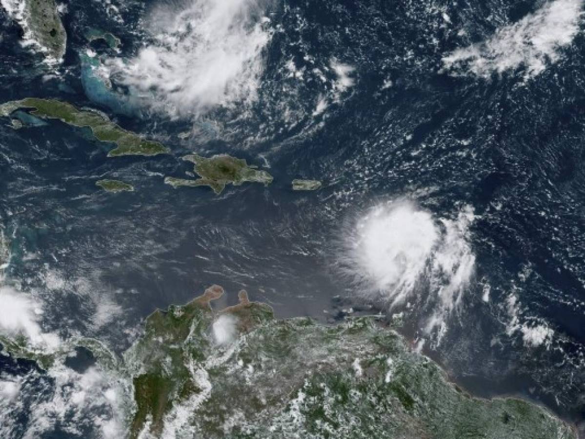 Puerto Rico declara estado de emergencia por tormenta tropical Dorian