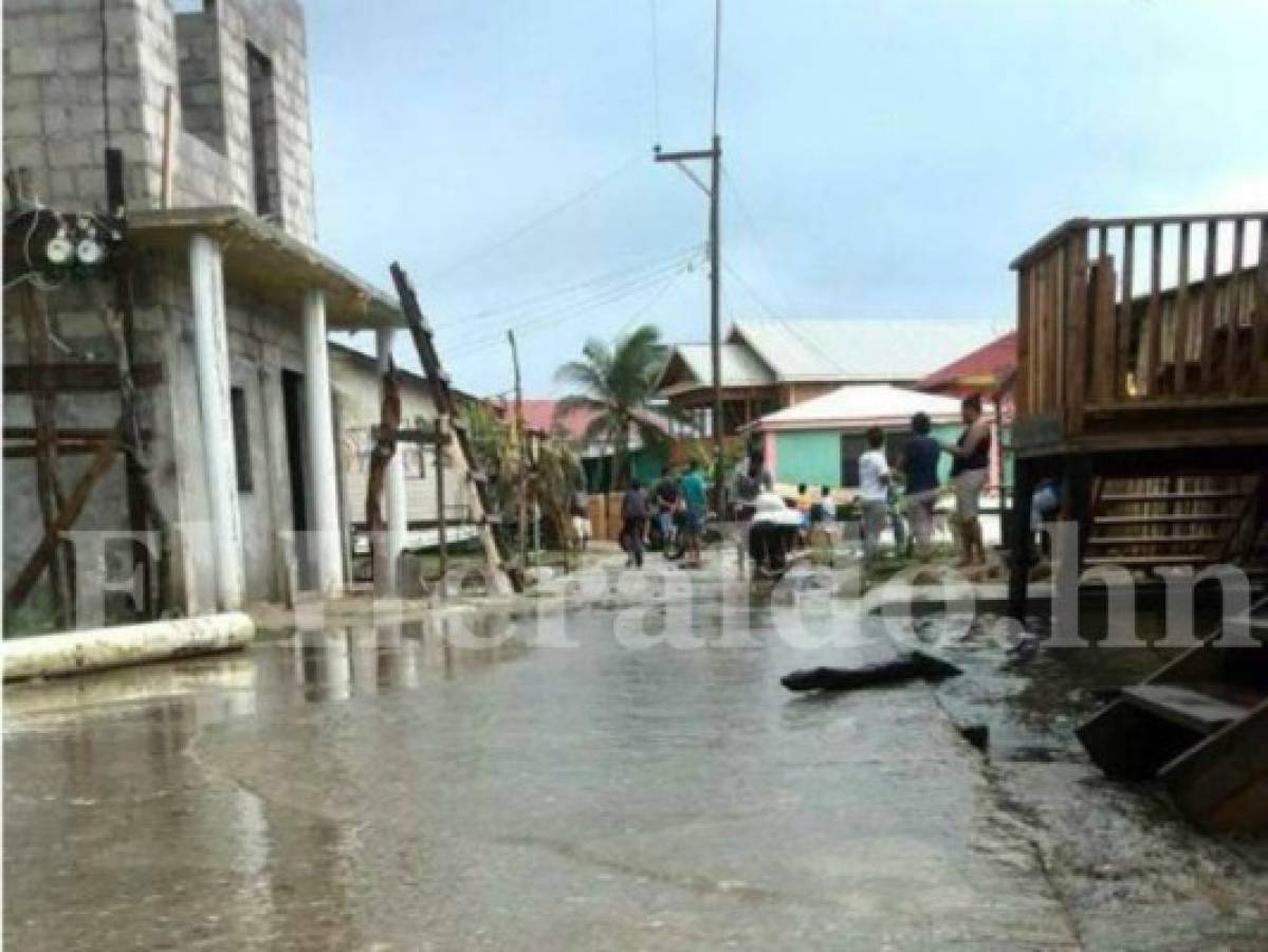 Alerta roja para Islas de la Bahía por tormenta Earl