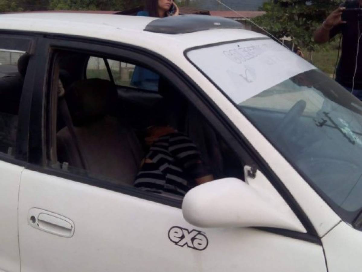 En un taxi matan a la subdirectora de una escuela