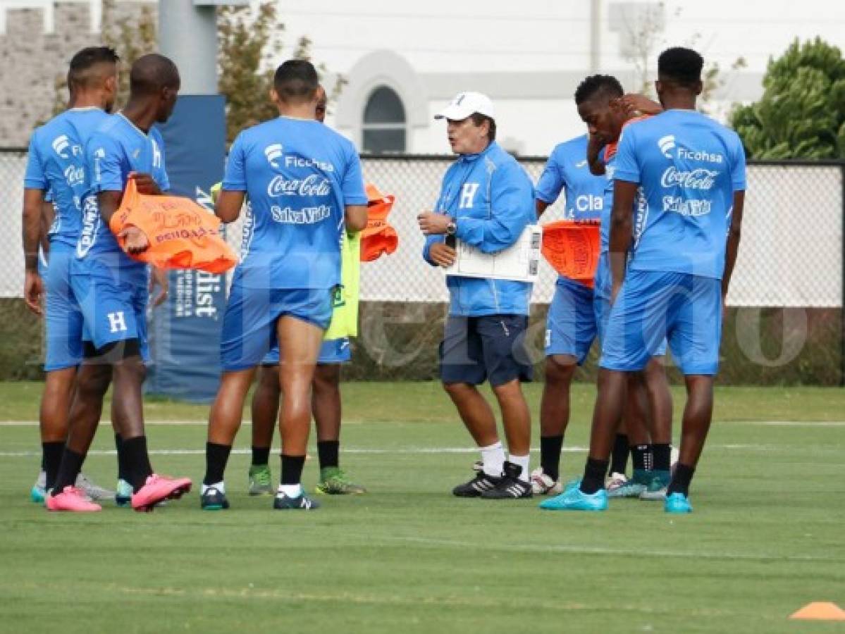 Selección de Honduras hizo última práctica y está lista para viajar a Canadá