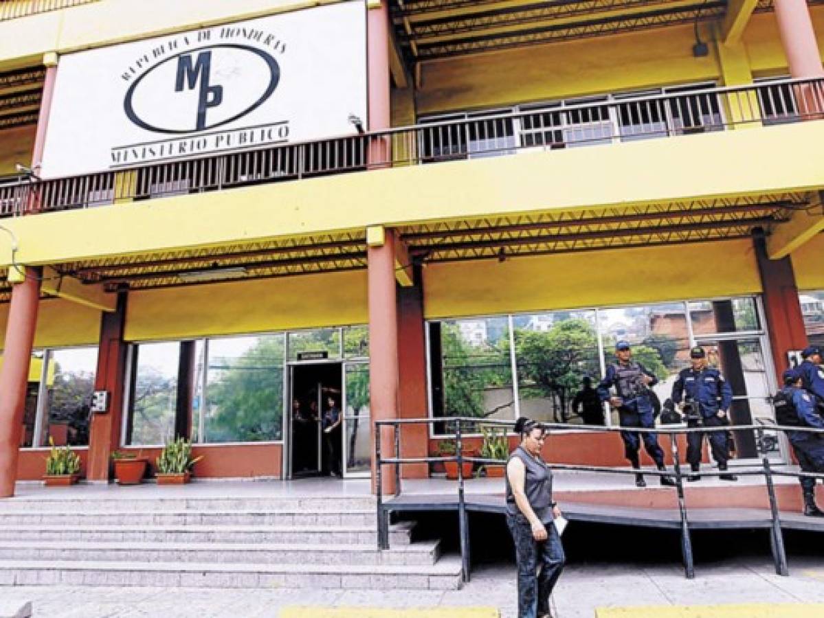 Fiscalía formaliza dos amparos en caso del IHSS