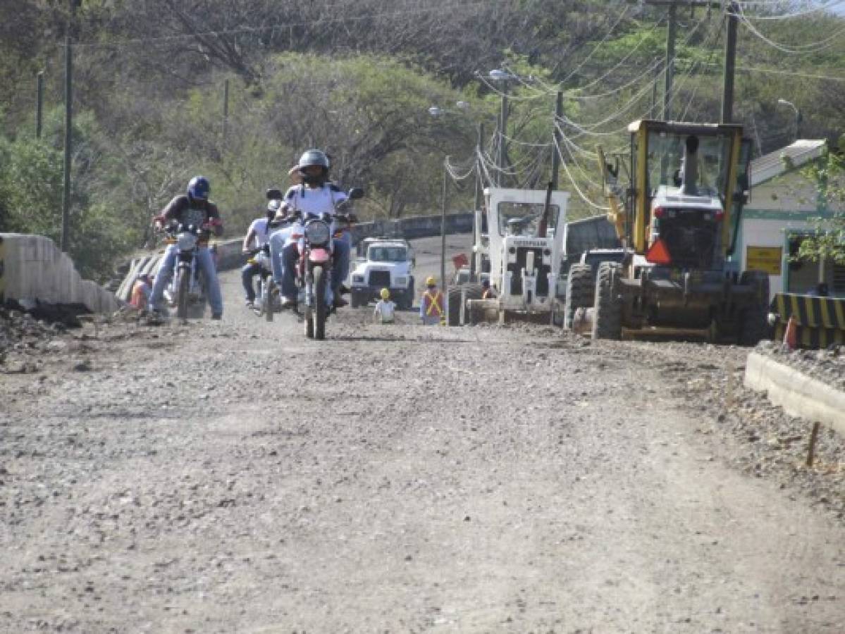 Comienzan obras para impulsar Puerto Henecán