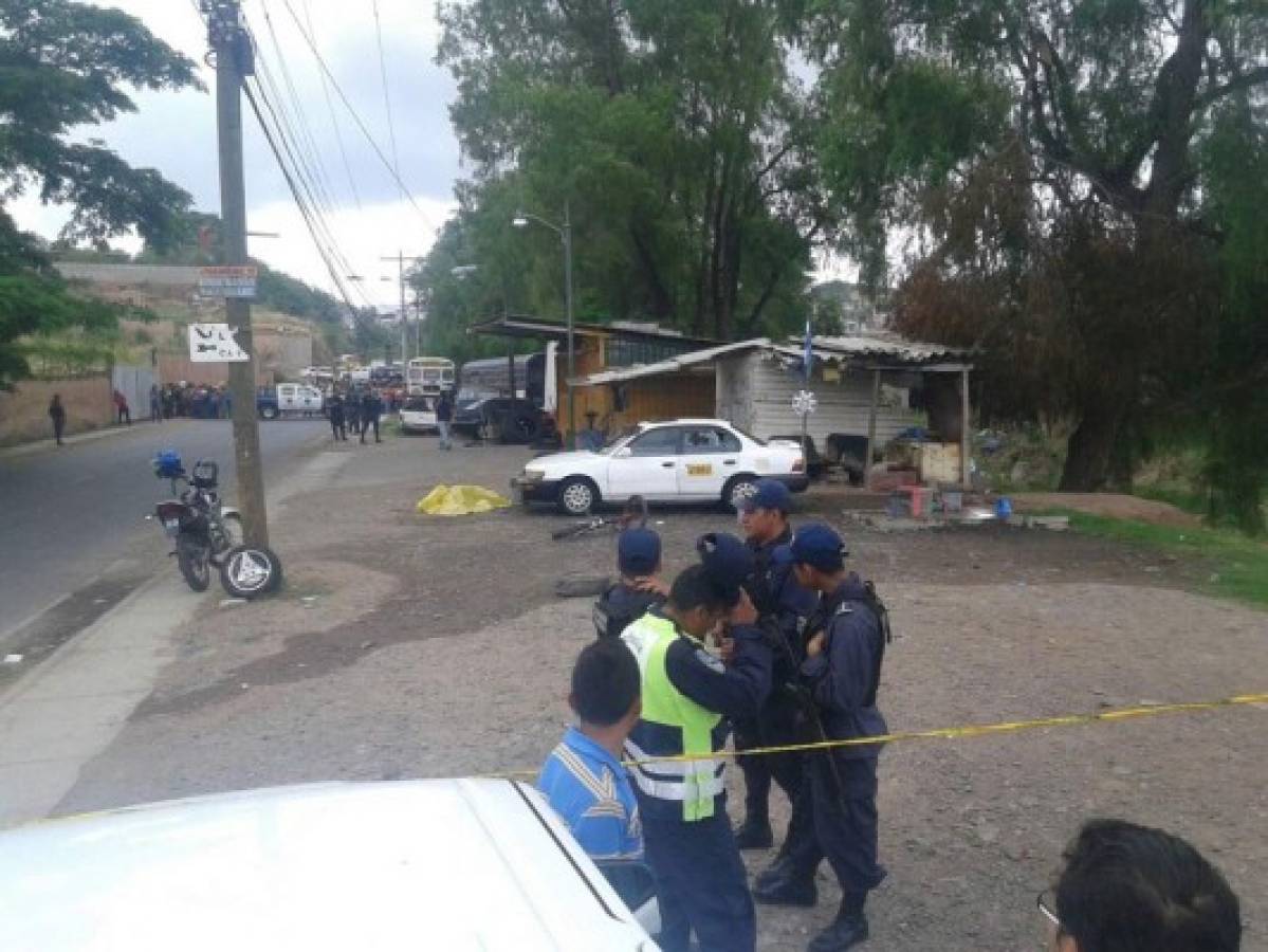 Masacre en llantera deja cuatro muertos y dos heridos