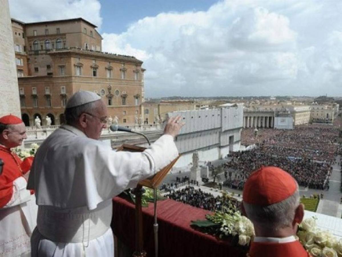 El papa reza por la paz, la libertad de los rehenes y los filipinos  