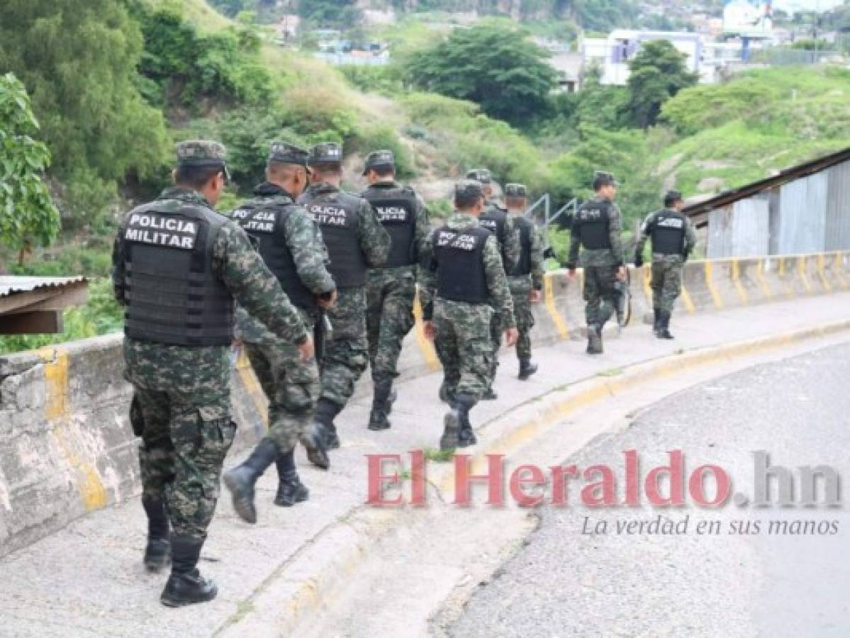 El despliegue aéreo y terrestre para buscar a presuntos secuestradores en la colonia El Pedregal