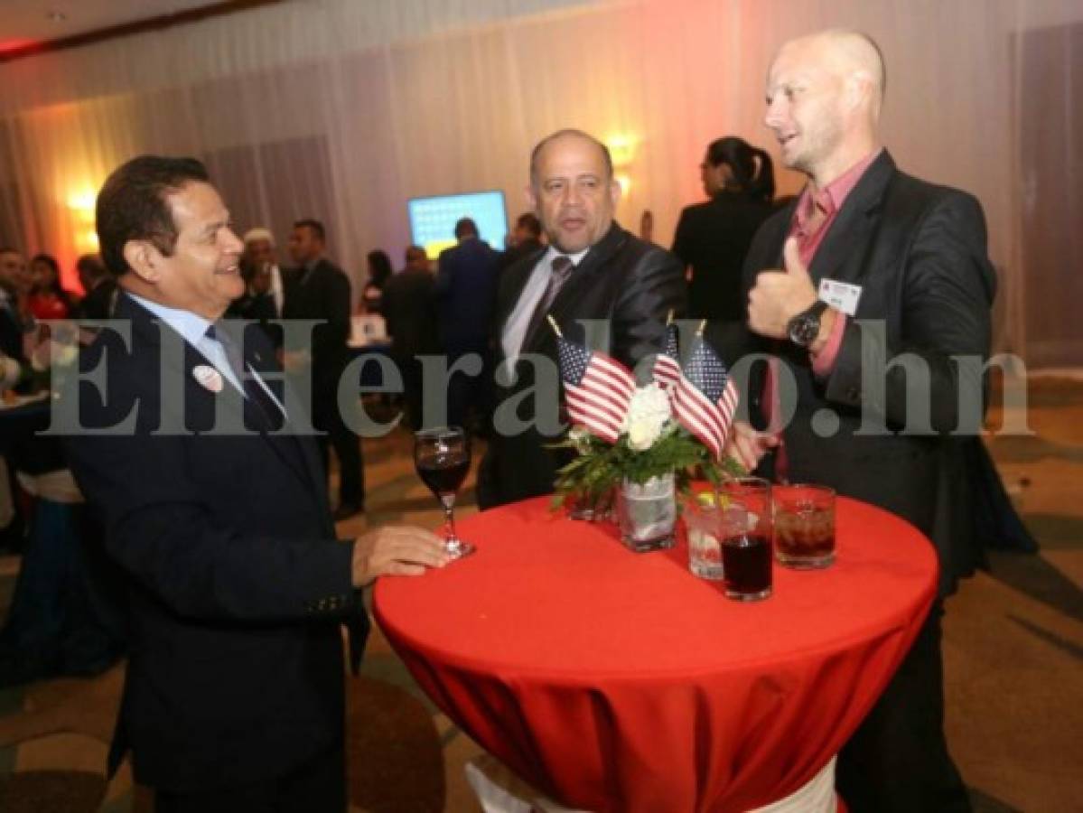 Embajada de los Estados Unidos en Honduras conmemora elecciones en un hotel capitalino