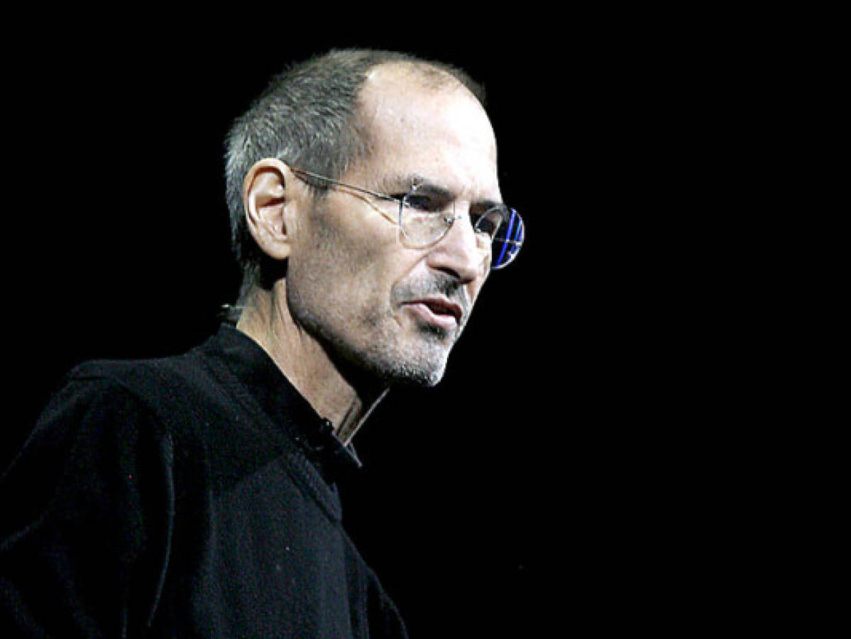 Apple rinde homenaje a Steve Jobs en primer aniversario de su muerte