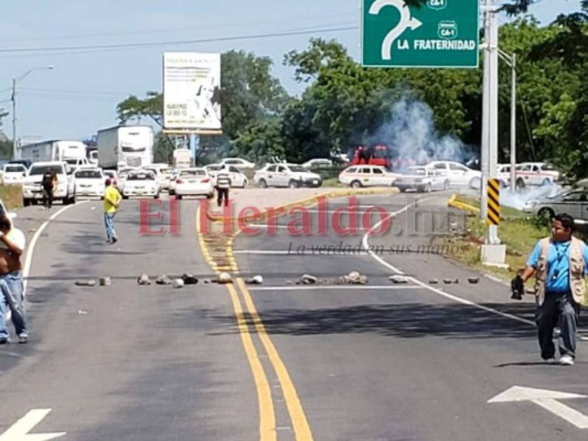 Transportistas se toman carretera que da acceso a Choluteca   