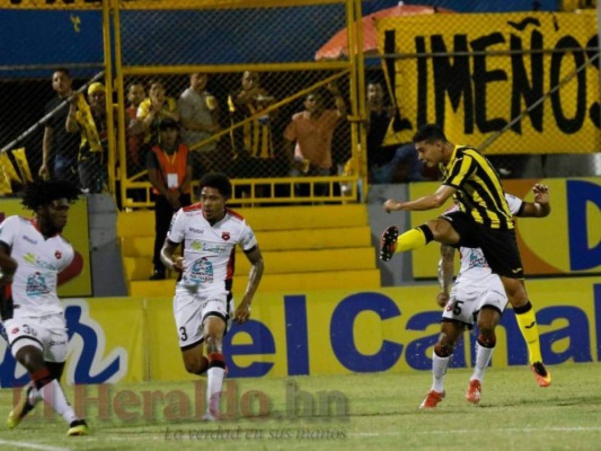 Real España perdió 1-2 ante Liga Deportiva Alajuelense con goles de Rojas y Alex López