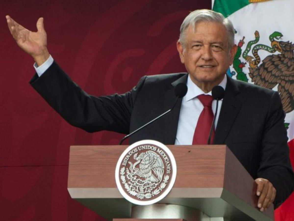 Presidente de México da banderazo simbólico de construcción de nuevo aeropuerto