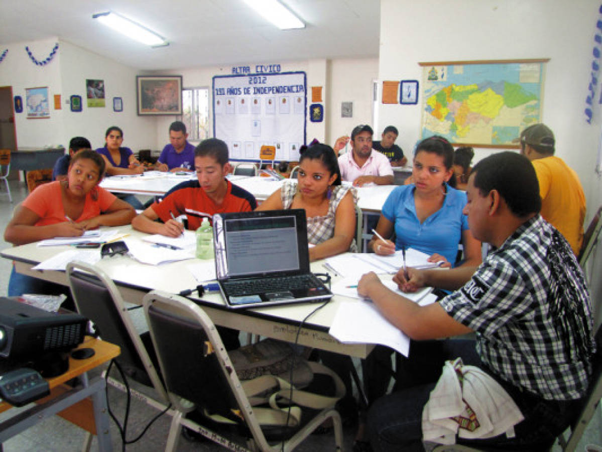 Las bibliotecas de La Paz tienen alta demanda estudiantil