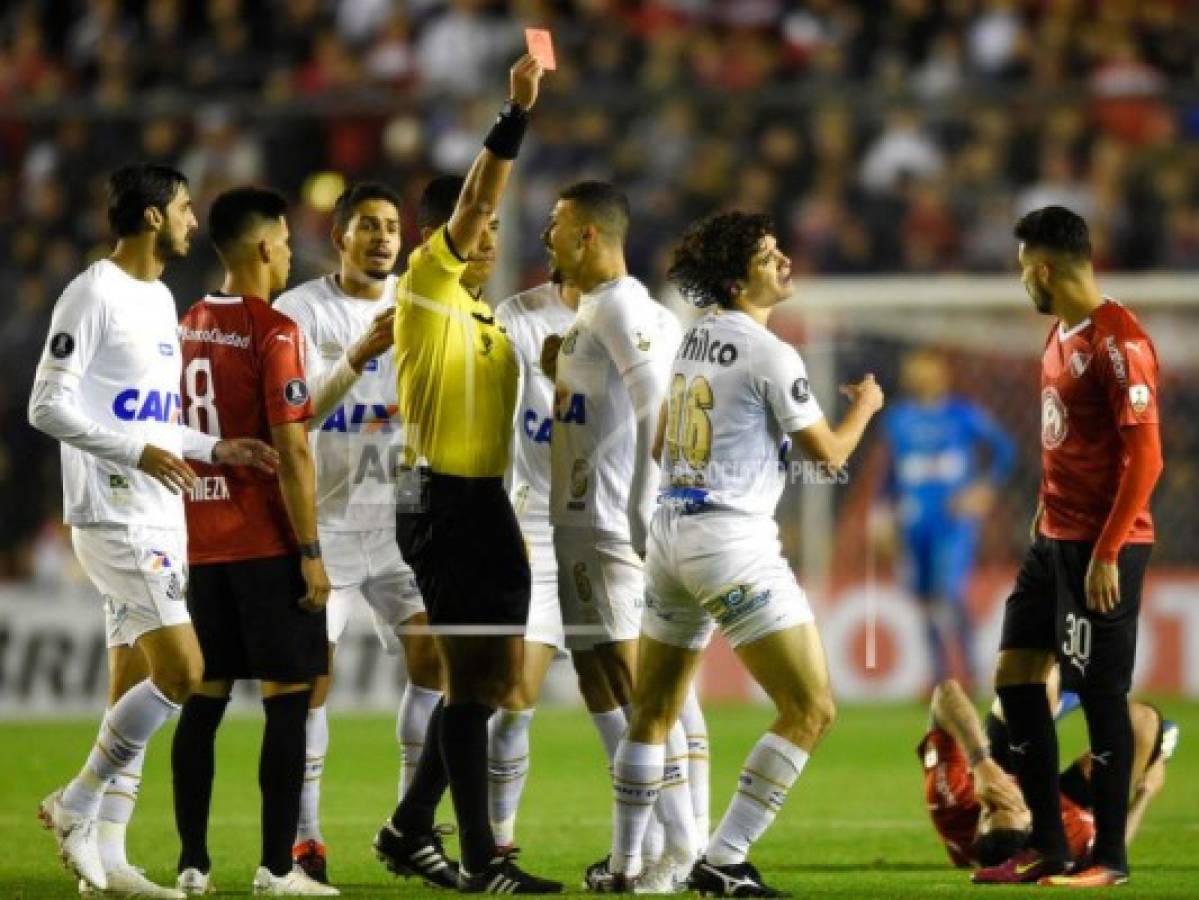 Conmebol falla contra Santos por alineación indebida en la Copa Libertadores