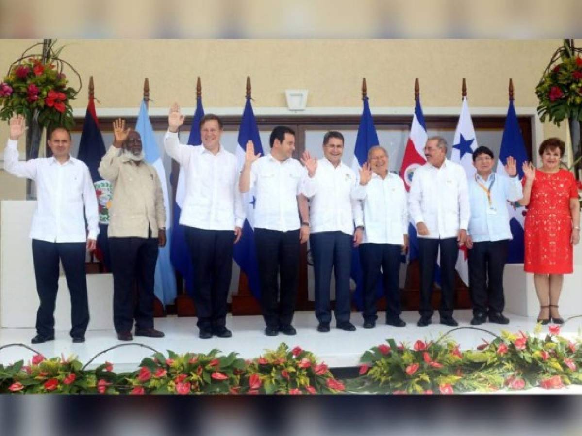 Honduras entrega presidencia pro témpore del Sica a Nicaragua