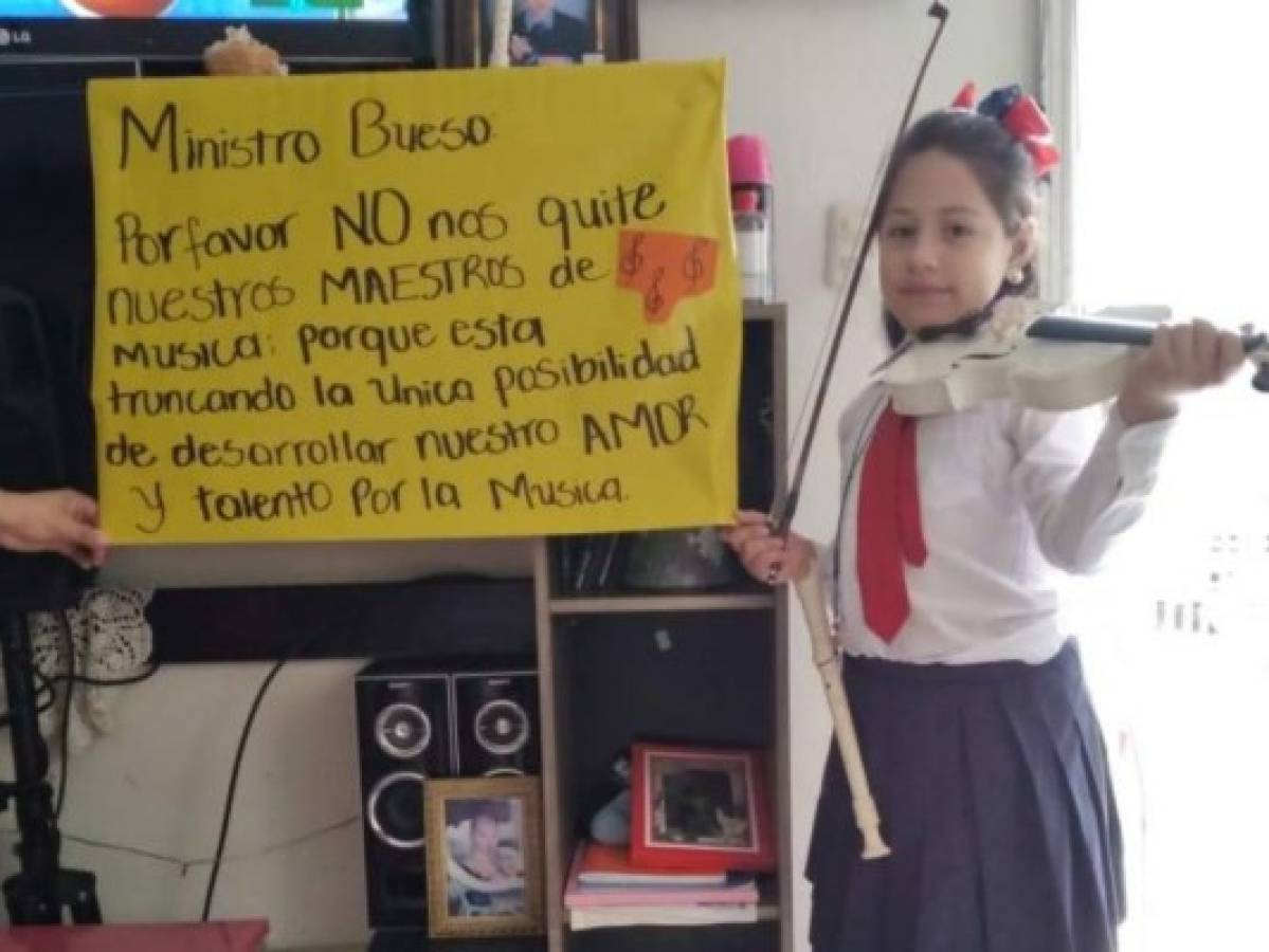 Piden permanencia de tres maestros en Escuela de Música  