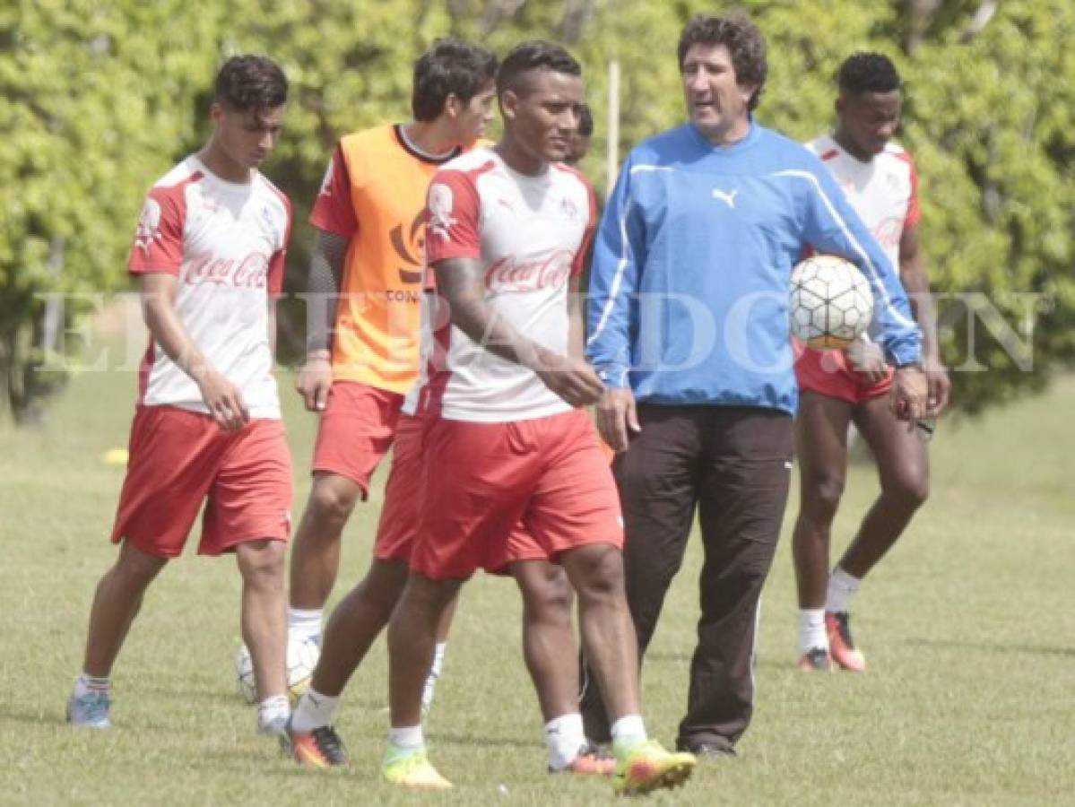 Cuerpo técnico de Olimpia no estará ante el Real Sociedad