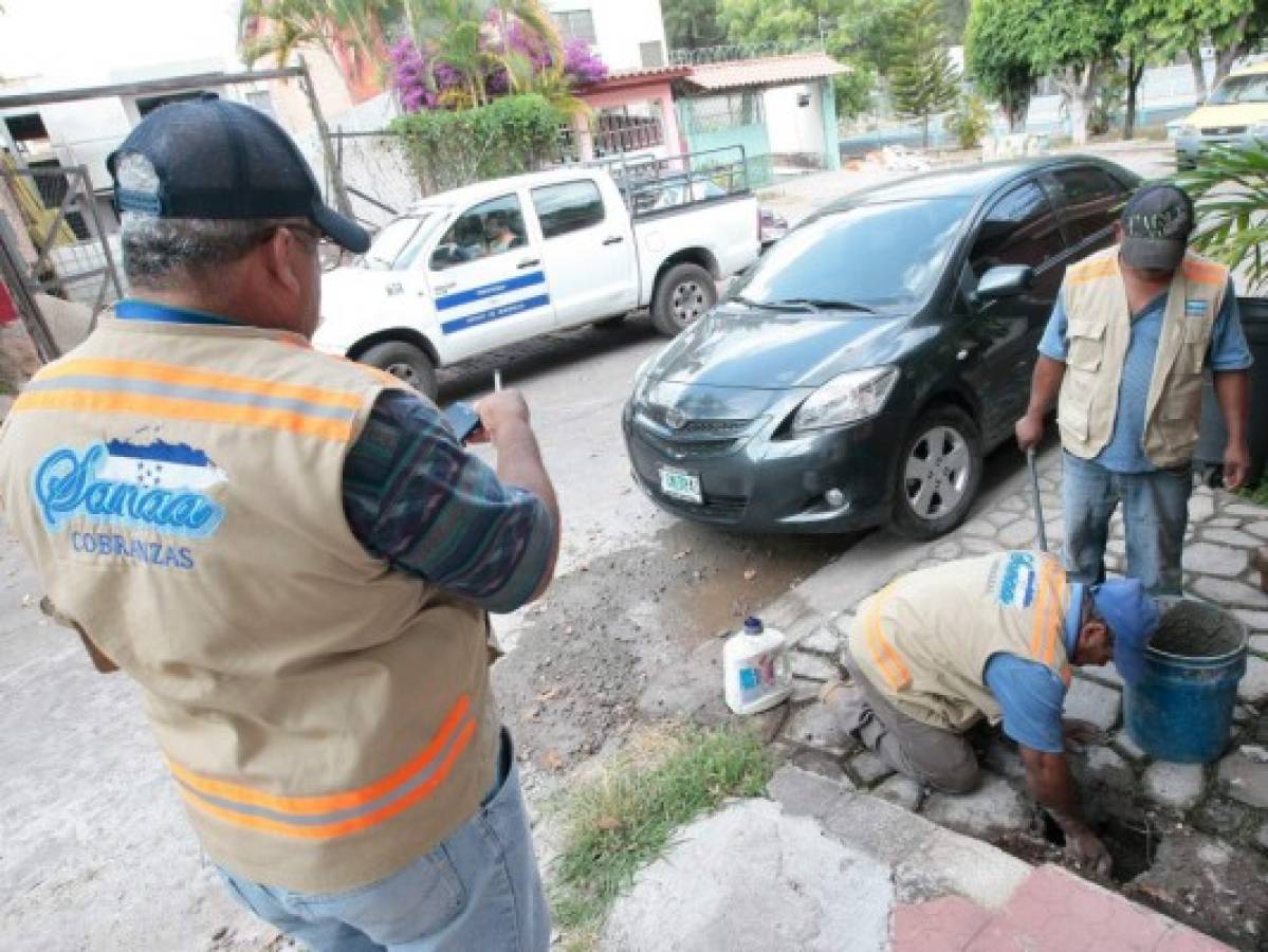 En abril revisarán los saldos de los clientes morosos del SANAA