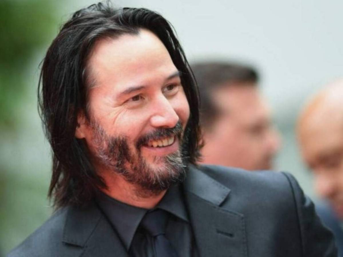 Piden feriado para Keanu Reeves por estreno simultáneo de 'Matrix' y 'John Wick'