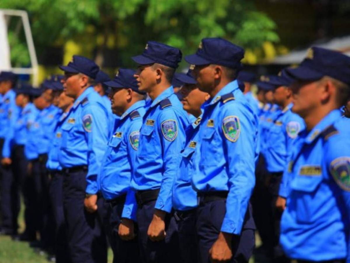 Más ascensos de policías se aprueban en el Congreso Nacional