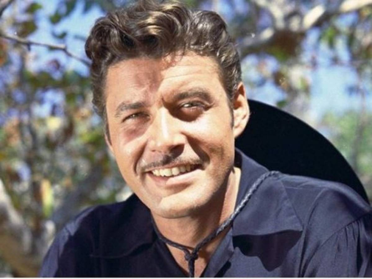 Guy Williams, 'El Zorro', murió solo y deprimido en Argentina