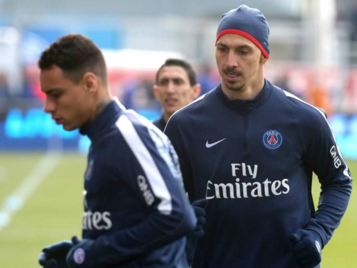 Zlatan y la Torre Eiffel se disputan París