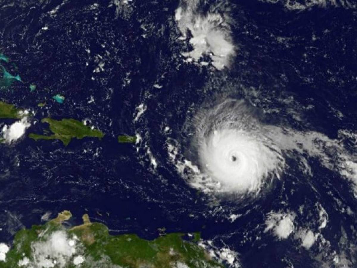 Irma alcanza el máximo nivel y amenaza el Caribe y Florida