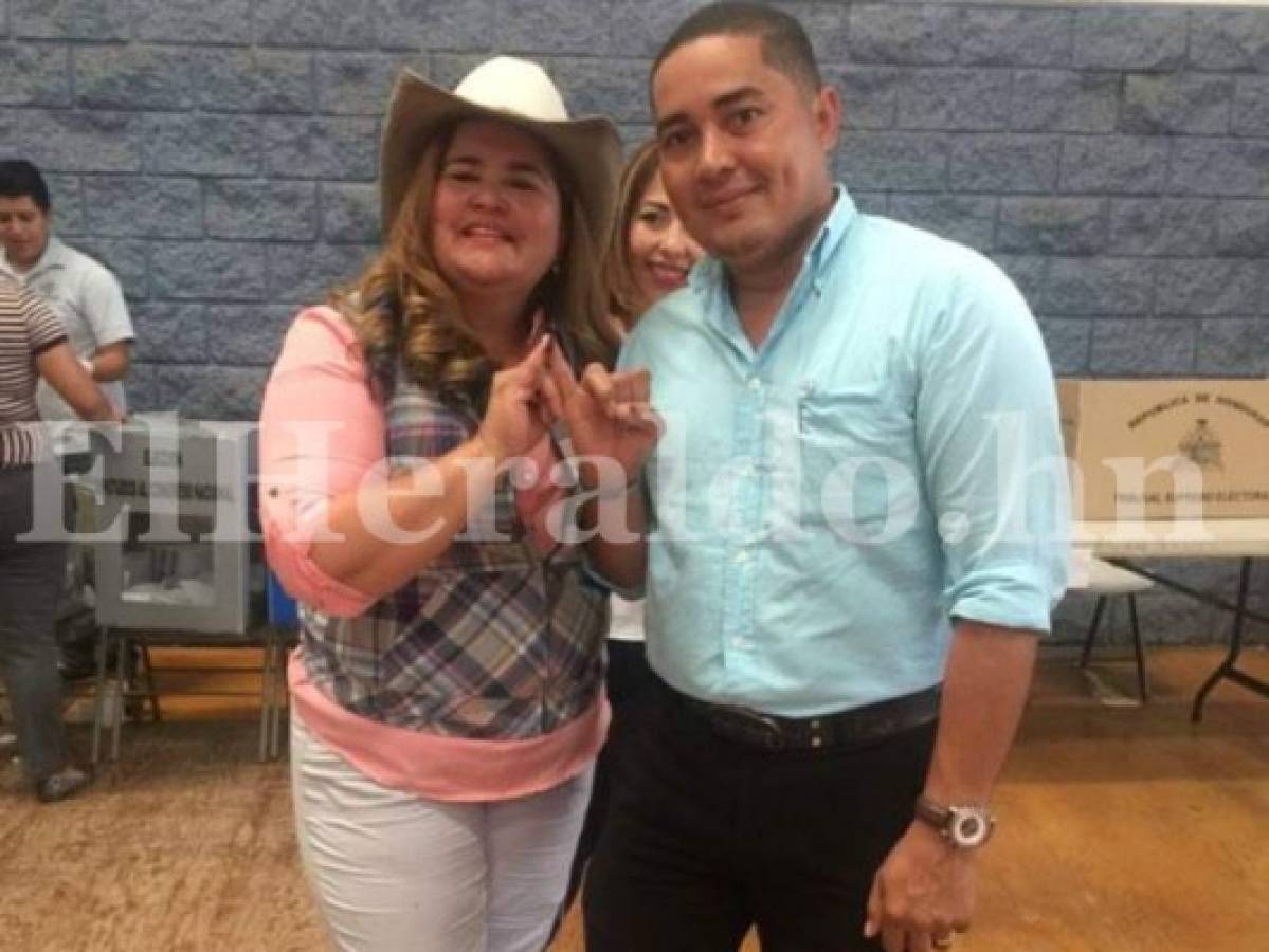 Esposo de Loreley Fernández, orgulloso de campaña política de su pareja